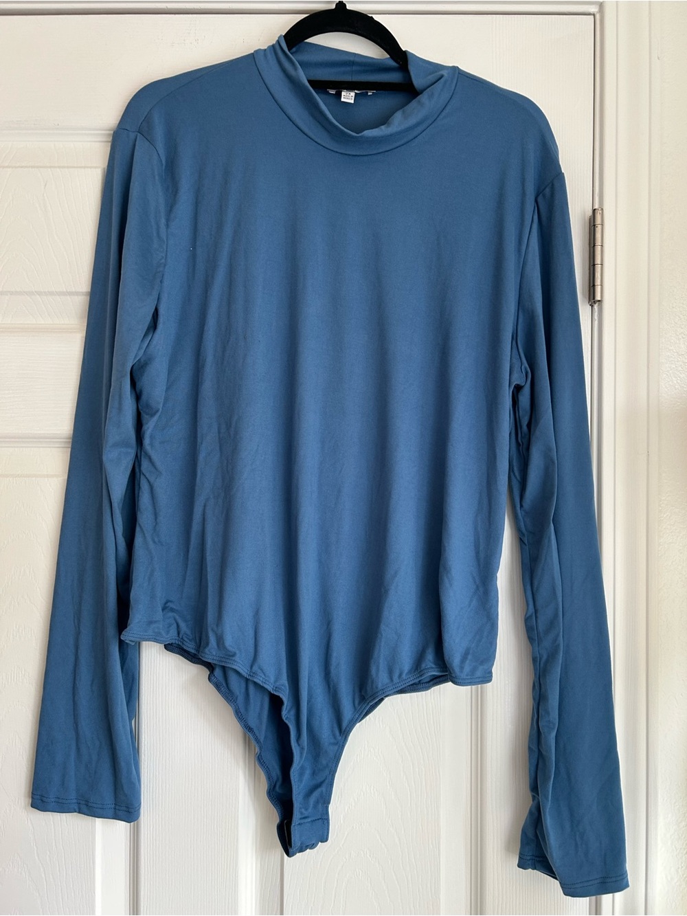 White Birch blue mock neck bodysuit size 2x